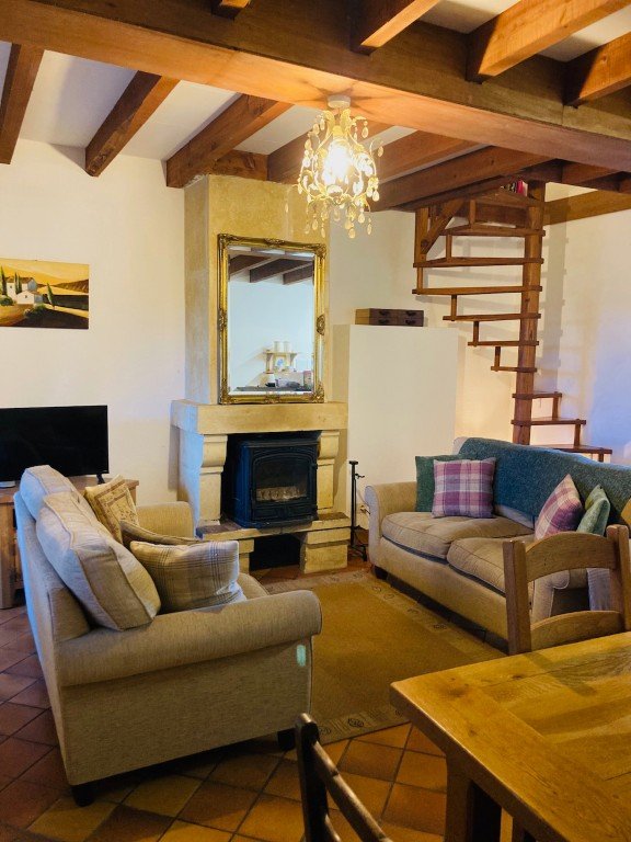 Rêves au Soleil - Tournesol gîte - comfortable living area